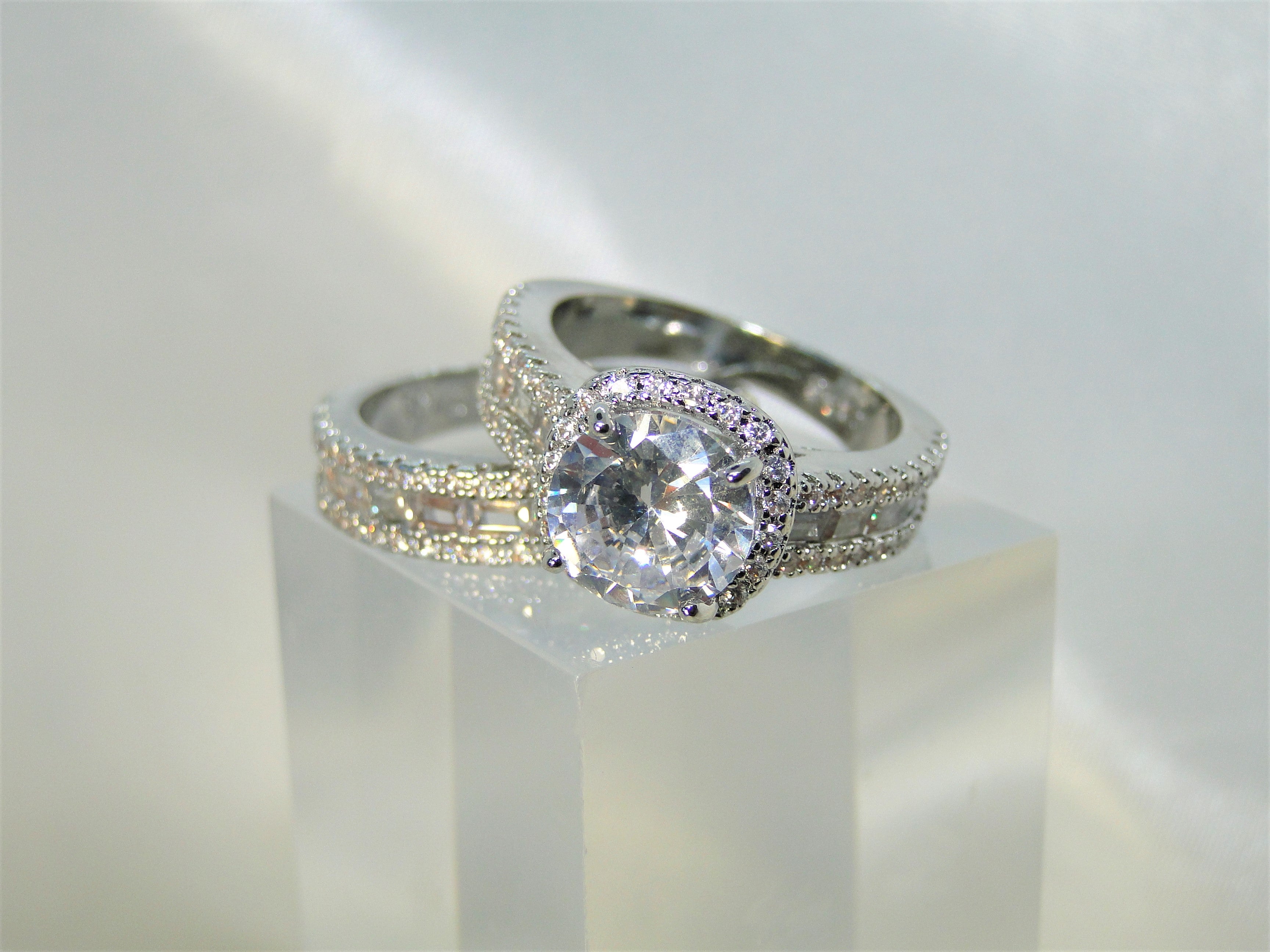 Via Mazzini Platinum Plated Royal Princess Crown Adjustable Proposal Ring  for Women (Ring0297) - Free Size : Via Mazzini: Amazon.in: Fashion