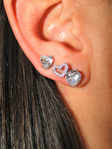Magnetic Heart 0.6 Stud Earrings