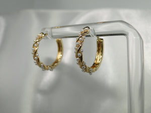 Elsa Pearls Golden Hoops