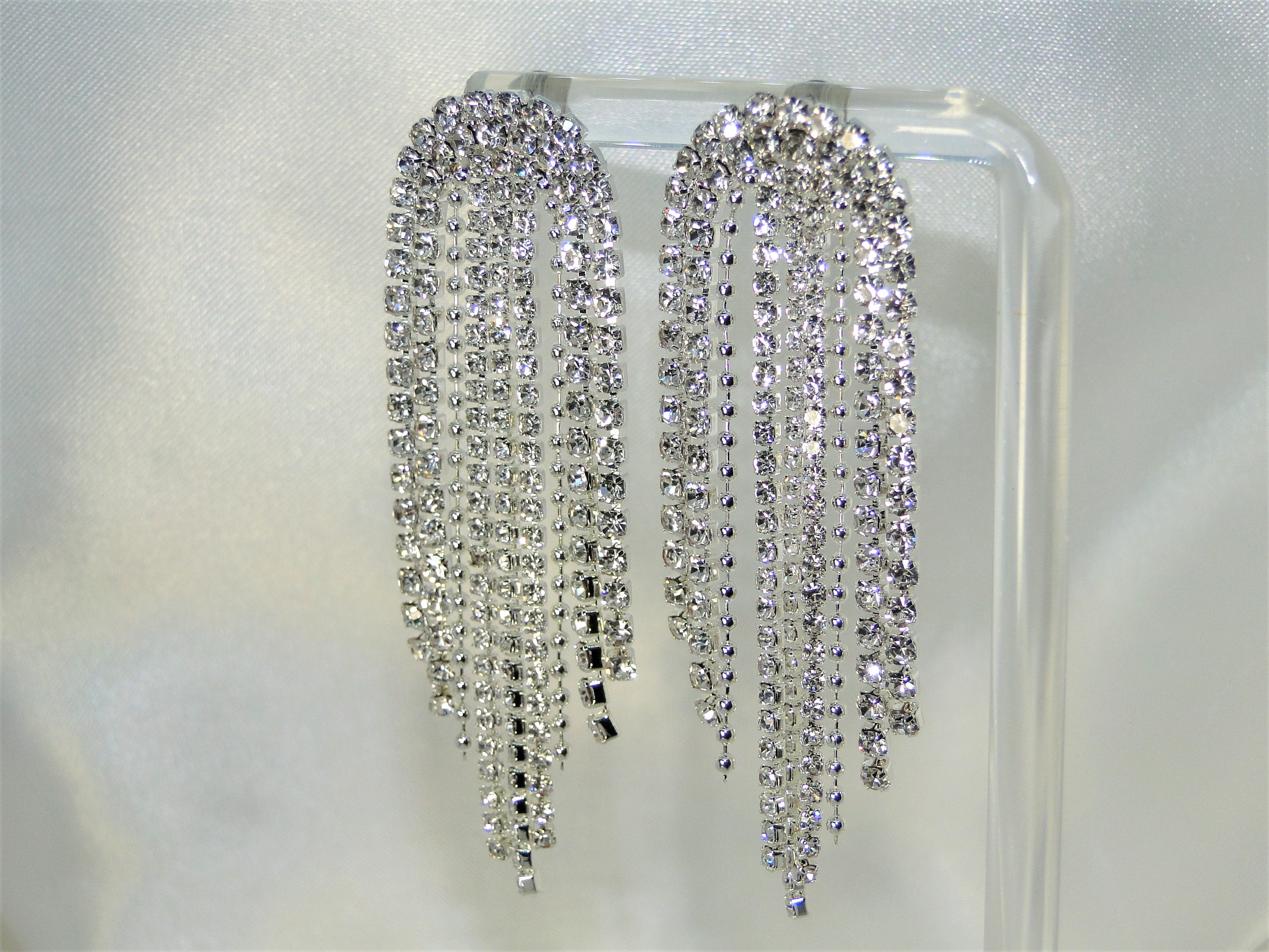 Loc Girl Earrings – Shiny Sparklez